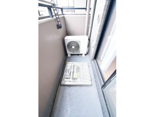 Room image 16