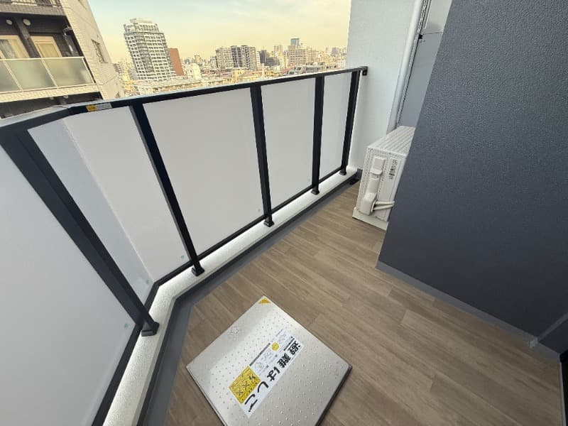 Room image 10