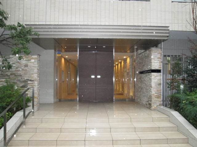 Room image 16