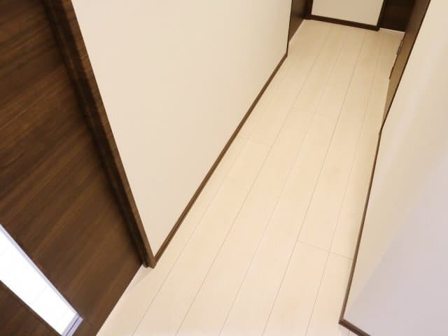 Room image 15