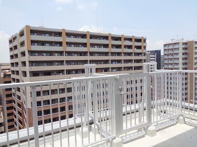 Room image 12