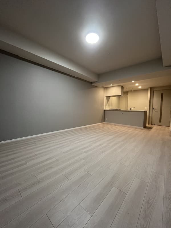 Room image 16