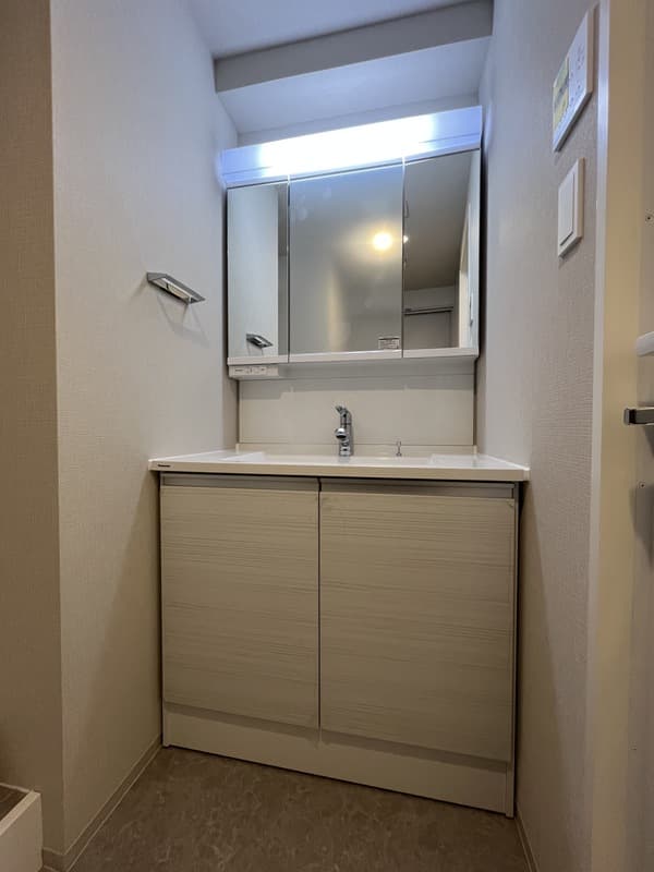 Room image 13