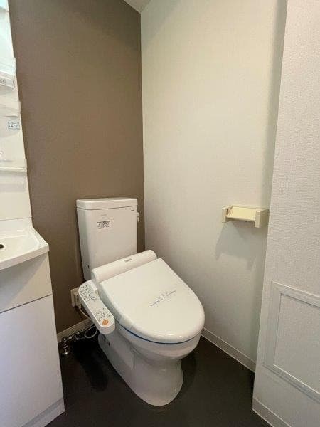 Room image 12