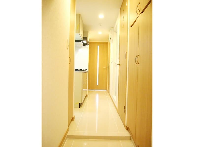 Room image 10