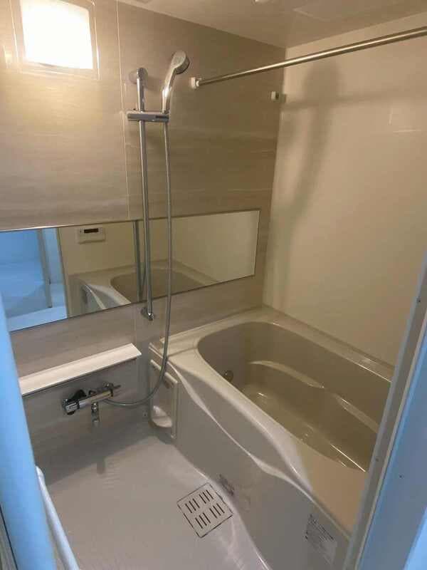 Room image 12