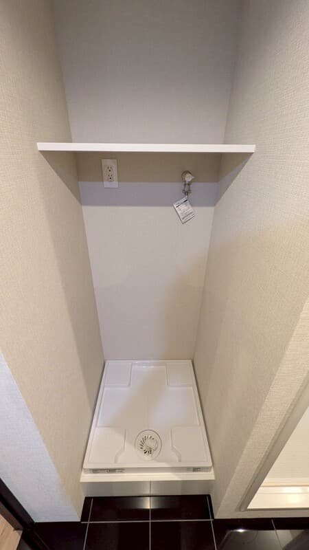 Room image 13