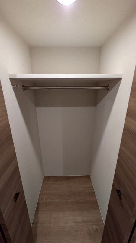 Room image 14