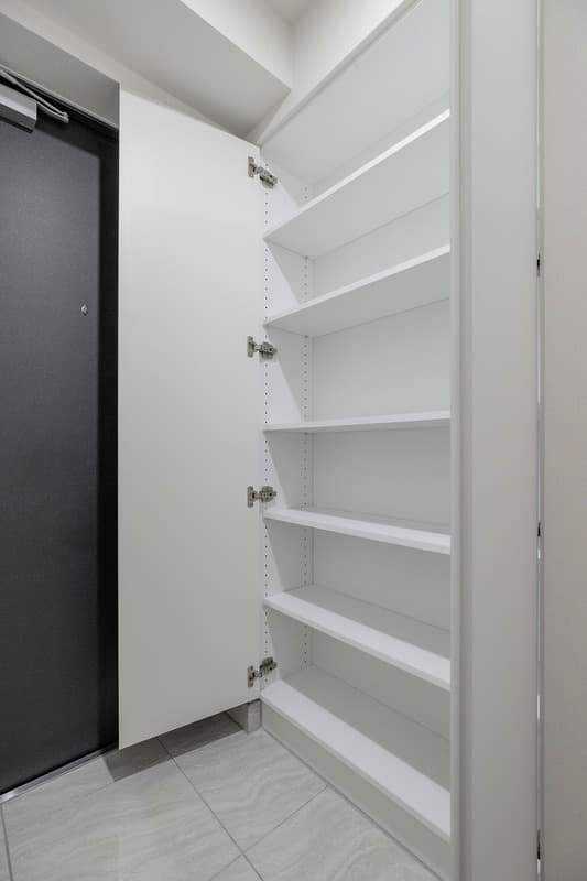 Room image 15