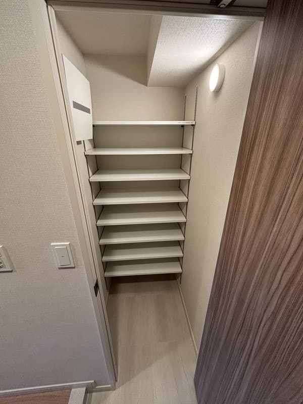 Room image 9