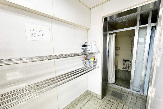 Room image 9