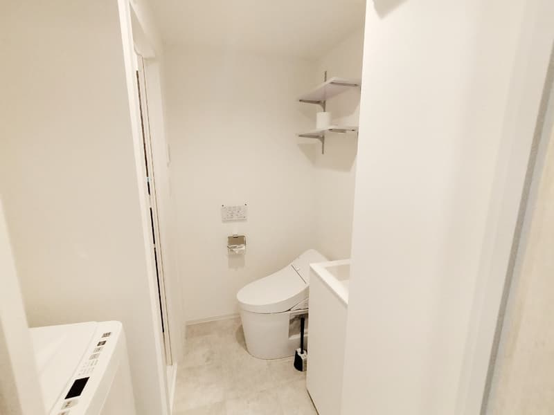 Room image 13