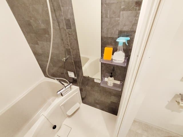 Room image 10