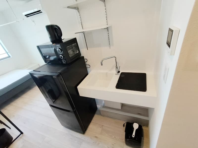 Room image 8