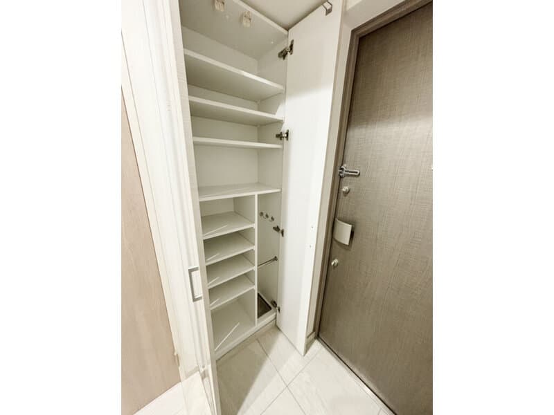 Room image 14