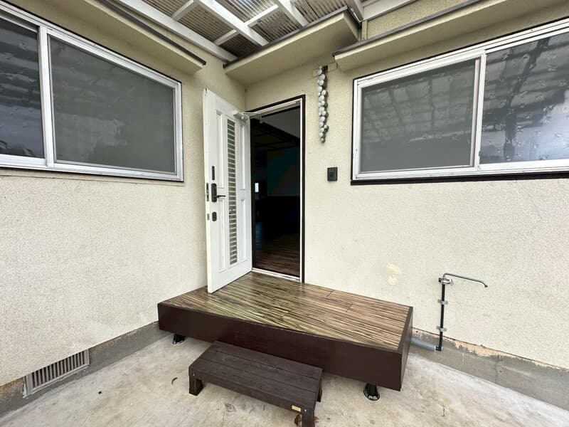 Room image 12