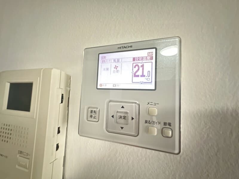 Room image 9