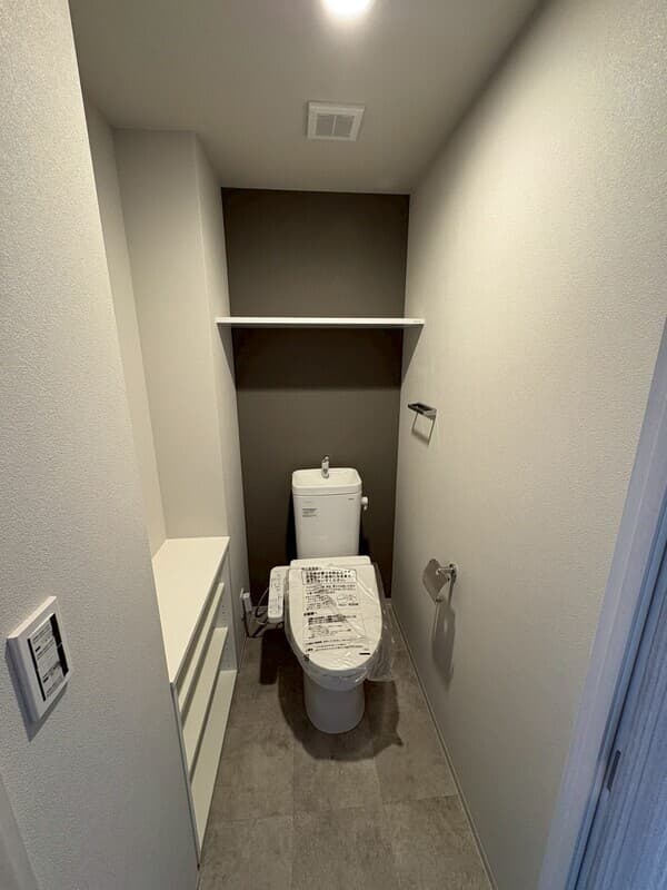 Room image 8