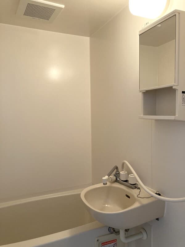 Room image 10