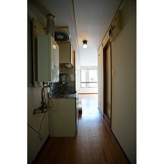 Room image 11