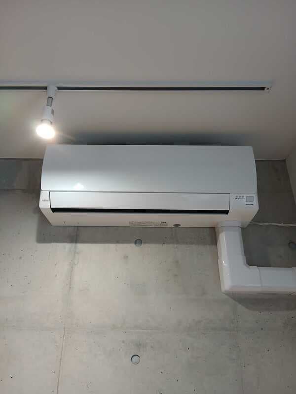 Room image 16