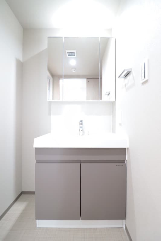 Room image 16