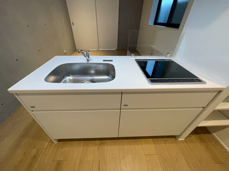 Room image 8