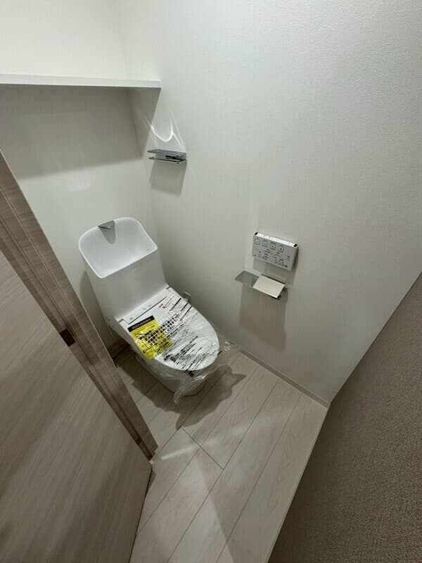 Room image 9