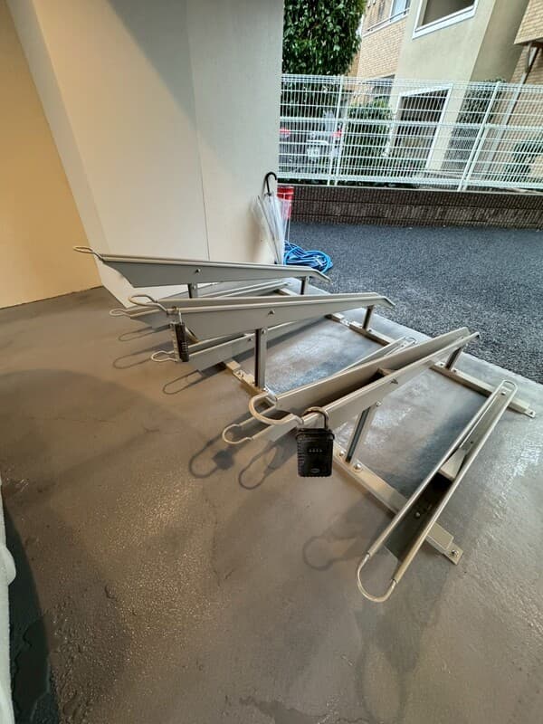 Room image 12