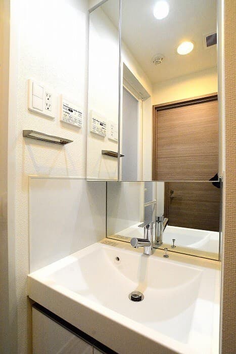 Room image 10