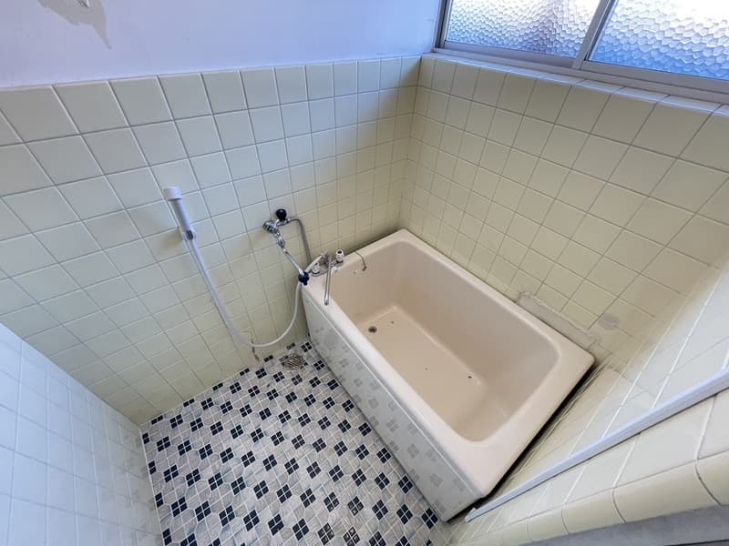 Room image 12