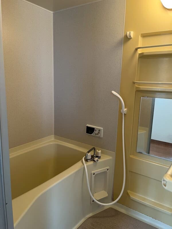 Room image 16