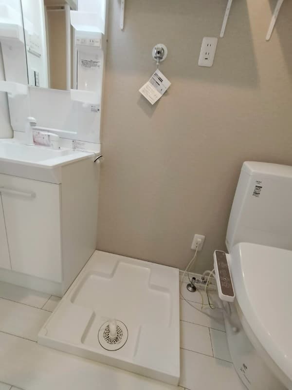 Room image 16