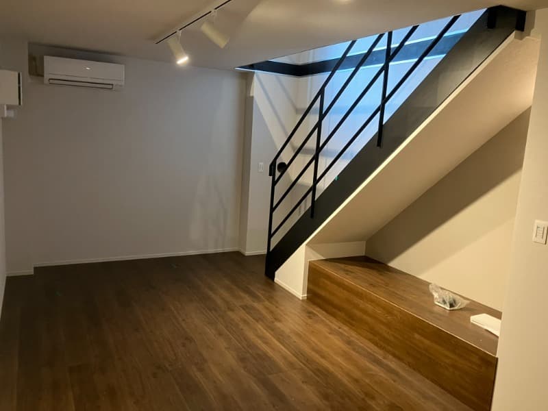 Room image 9