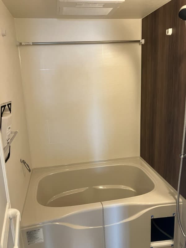 Room image 10