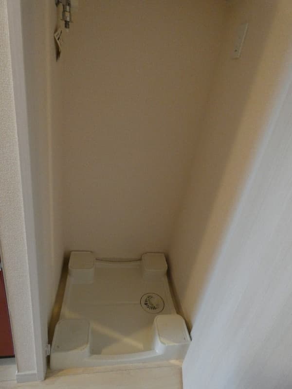 Room image 11