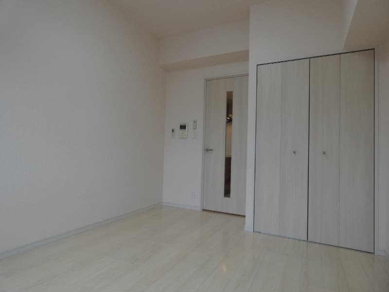 Room image 14