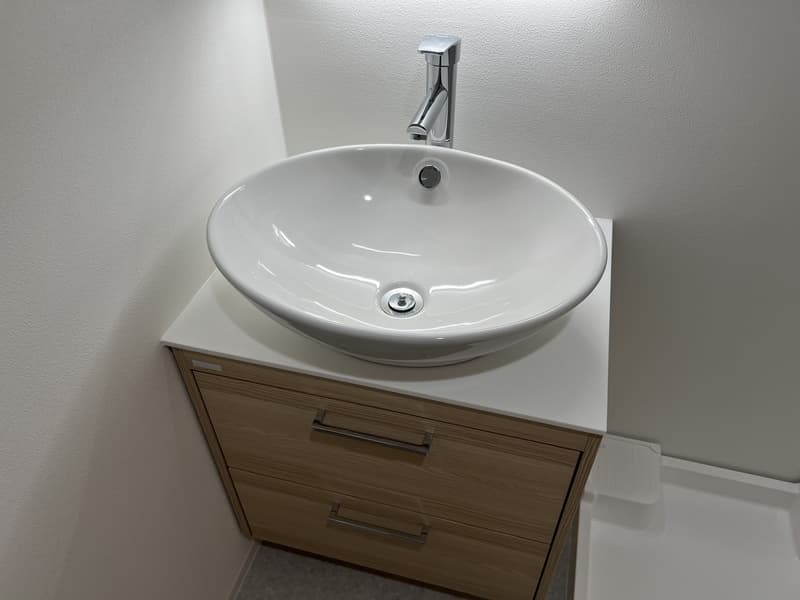 Room image 13