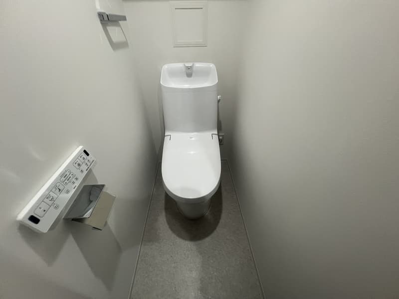 Room image 14