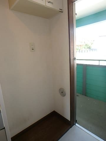 Room image 15