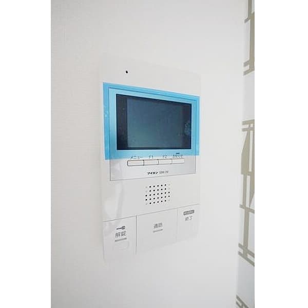 Room image 13
