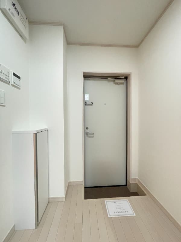 Room image 12