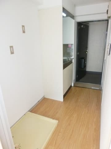 Room image 11
