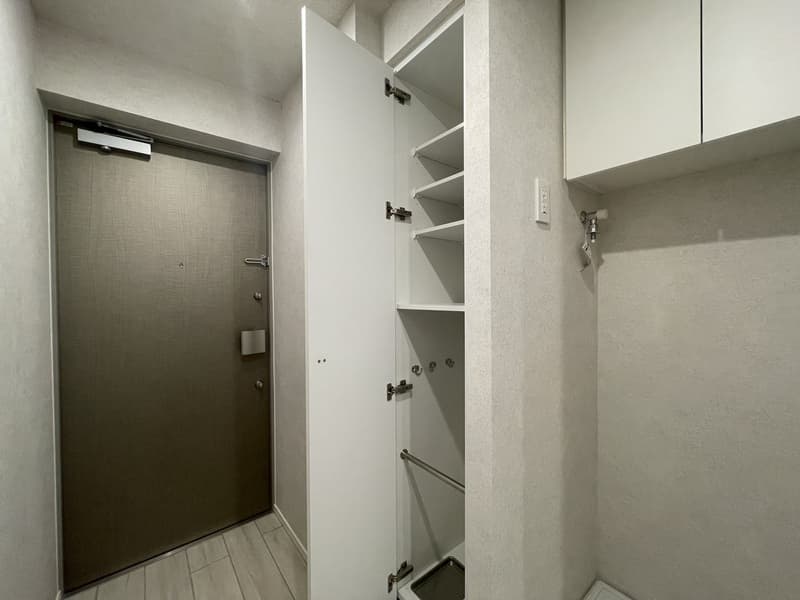 Room image 12