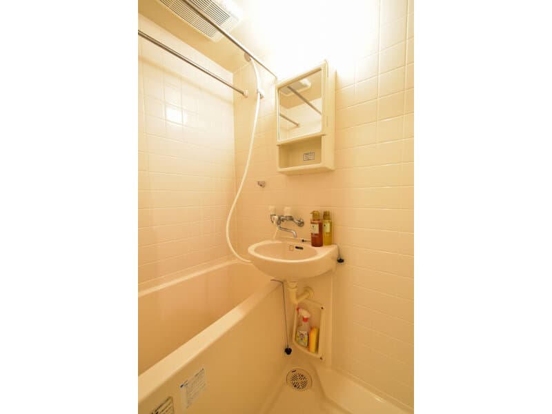 Room image 10