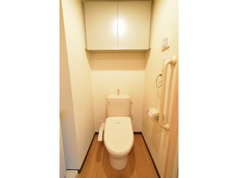 Room image 11