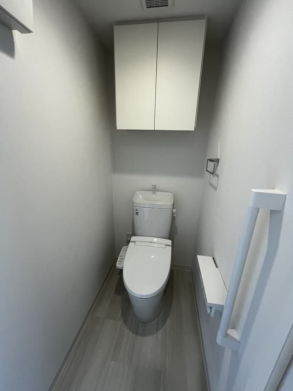 Room image 9