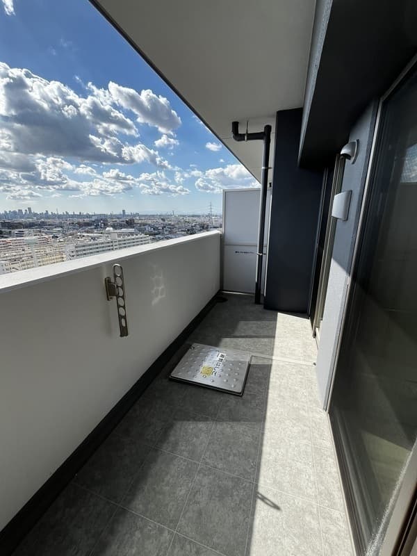 Room image 12