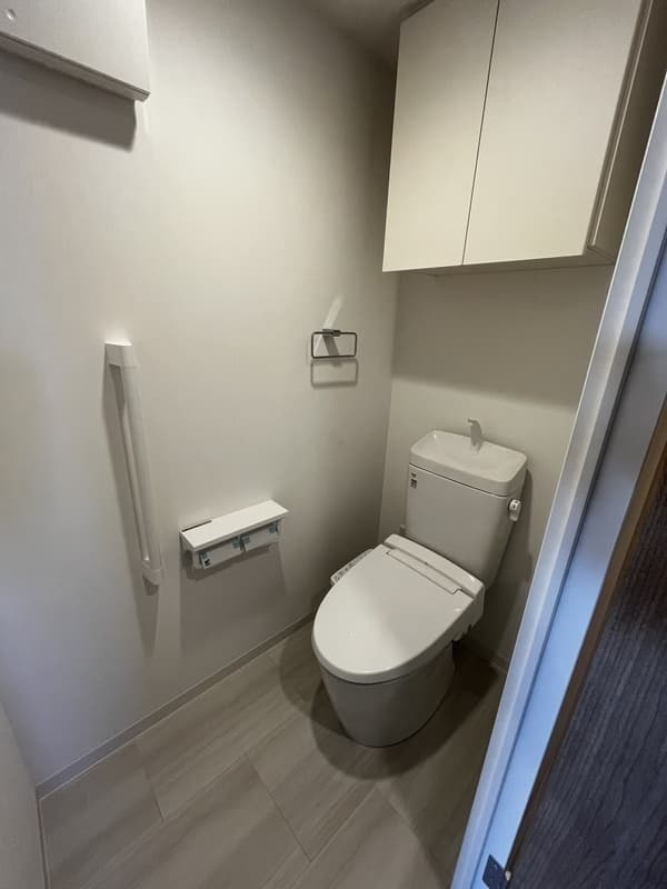 Room image 11