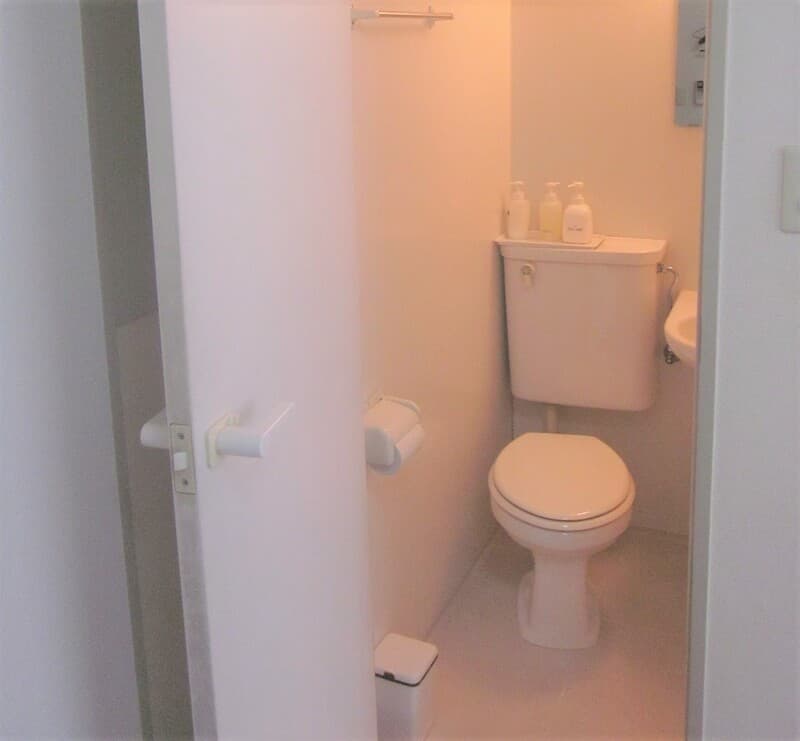 Room image 15
